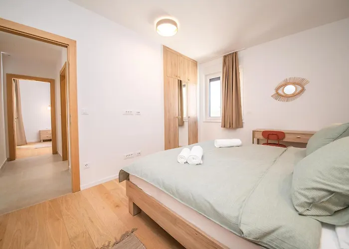 아파트 Lovely In With Sauna *