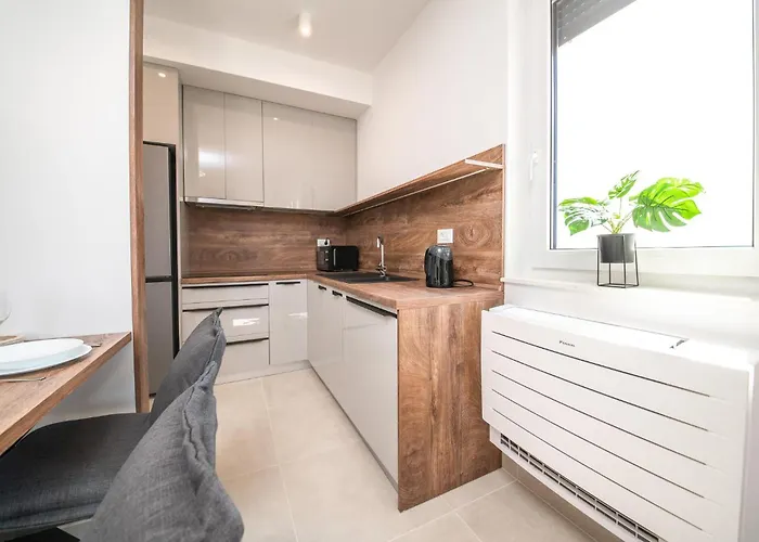 Lovely In With Sauna 아파트 브르시